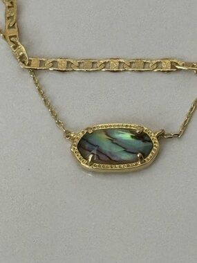 Kendra Scott Gold Necklace with a Iridescent Abalone Shell Pendant